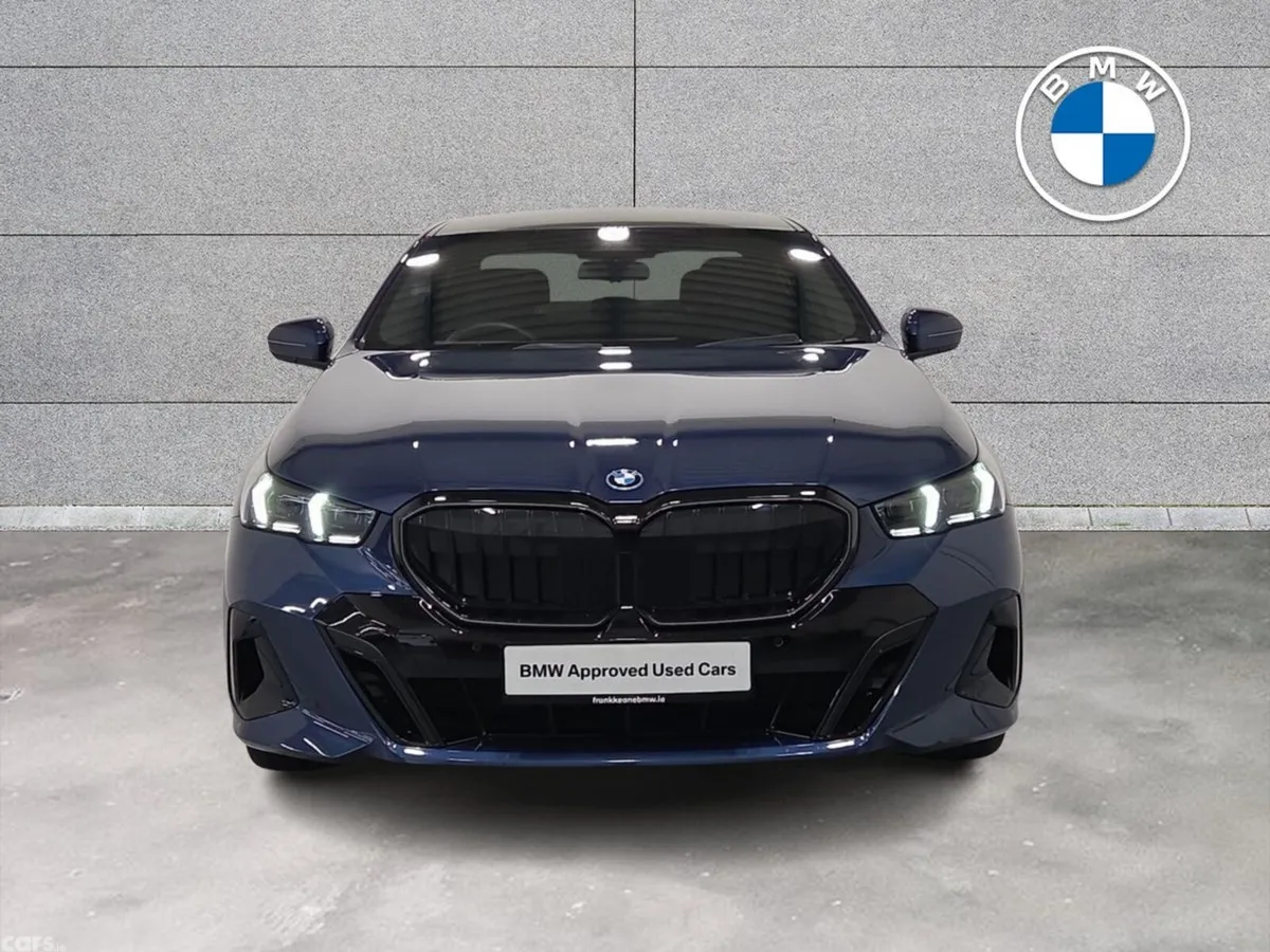 BMW 5-Series Saloon, Petrol Plug-in Hybrid, 2025, Blue