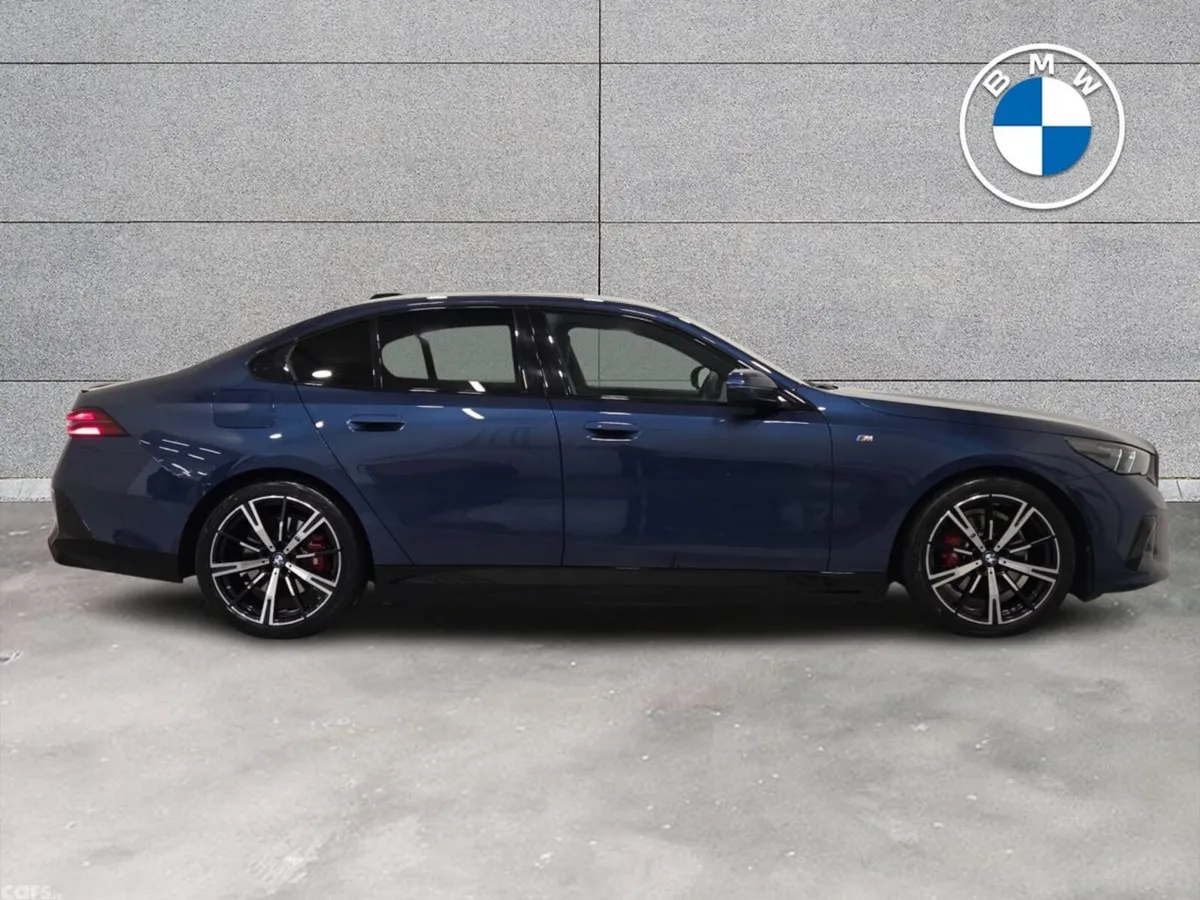 BMW 5-Series Saloon, Petrol Plug-in Hybrid, 2025, Blue