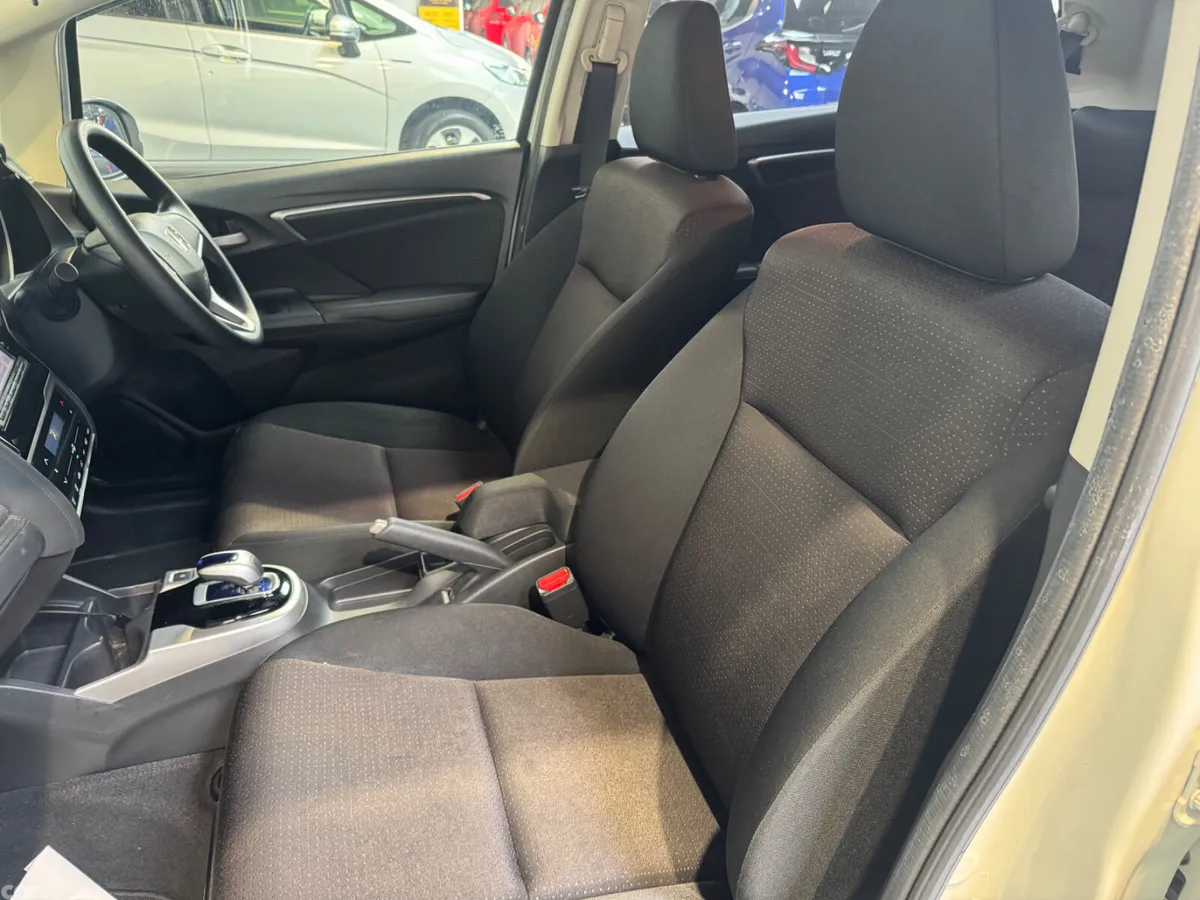 Honda Fit Hatchback, Petrol Hybrid, 2015, White