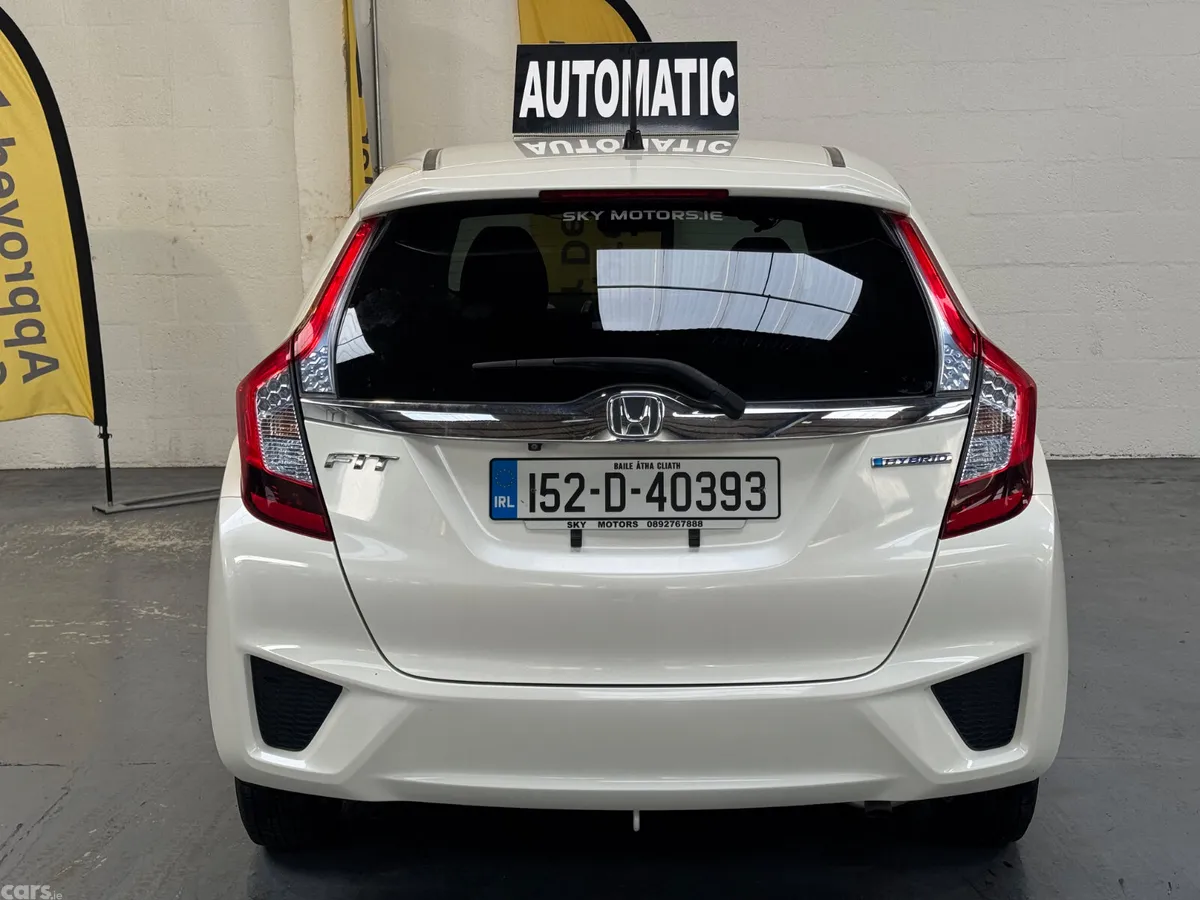 Honda Fit Hatchback, Petrol Hybrid, 2015, White