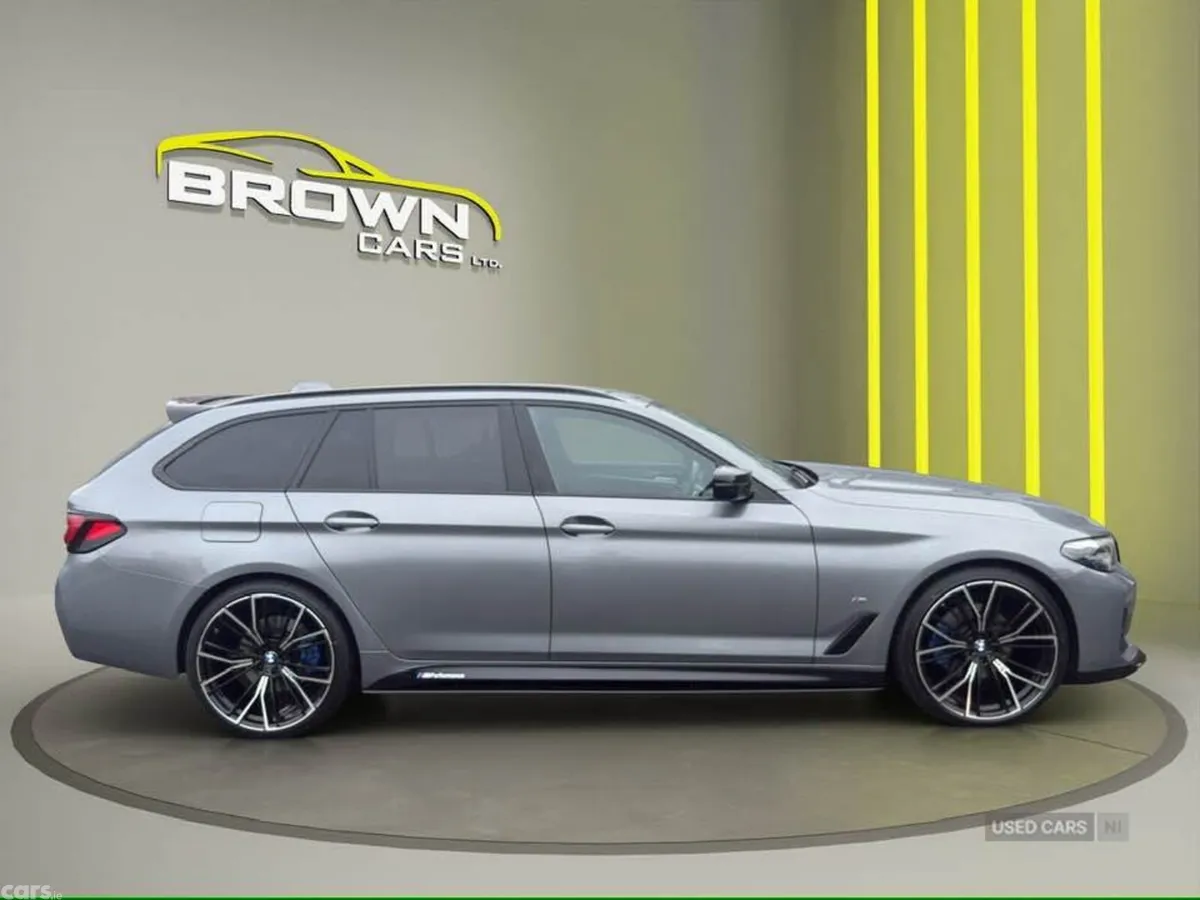 BMW 5-Series Estate, Diesel Hybrid, 2023, Grey