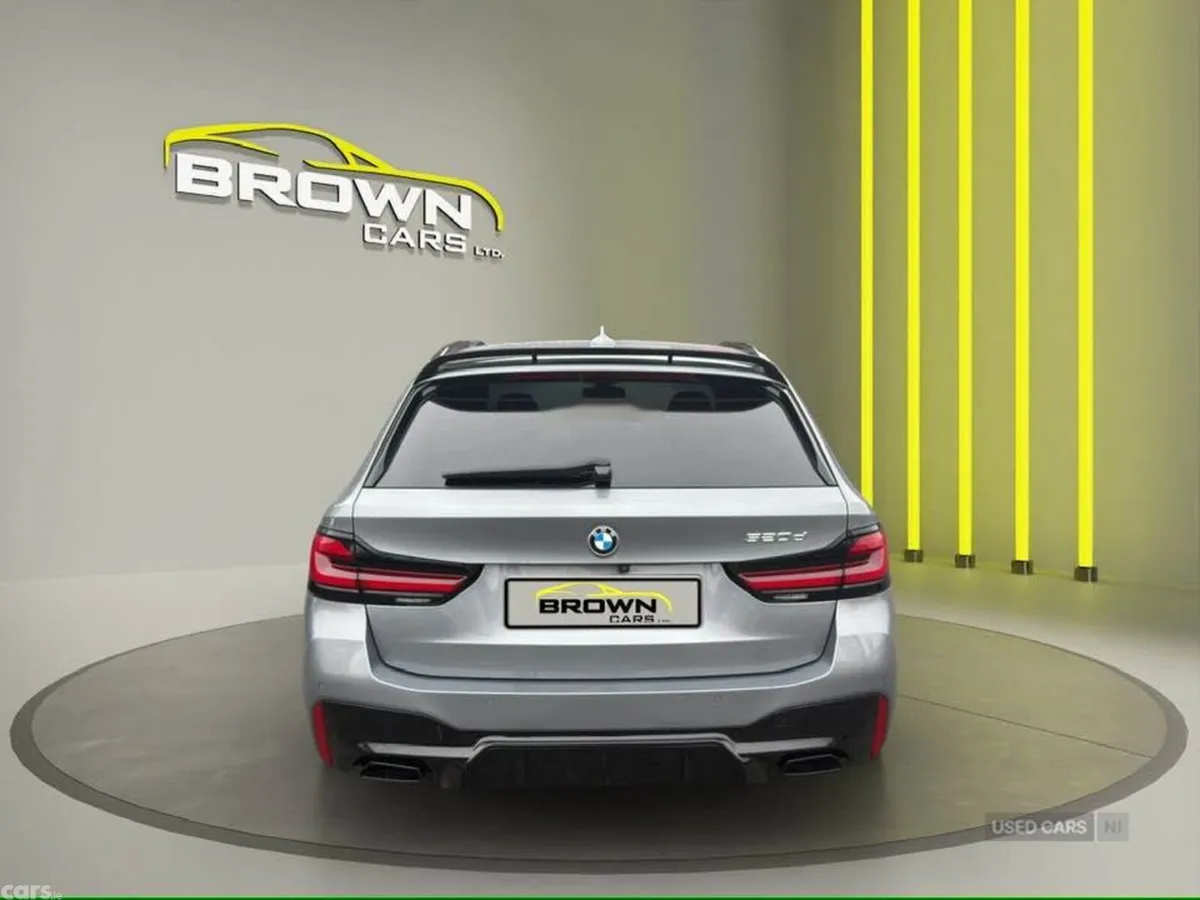 BMW 5-Series Estate, Diesel Hybrid, 2023, Grey