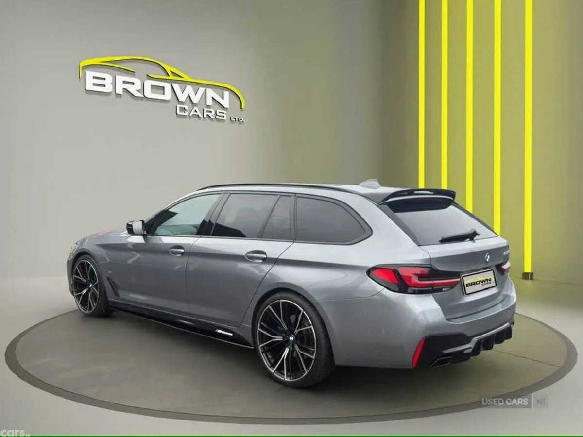 BMW 5-Series Estate, Diesel Hybrid, 2023, Grey