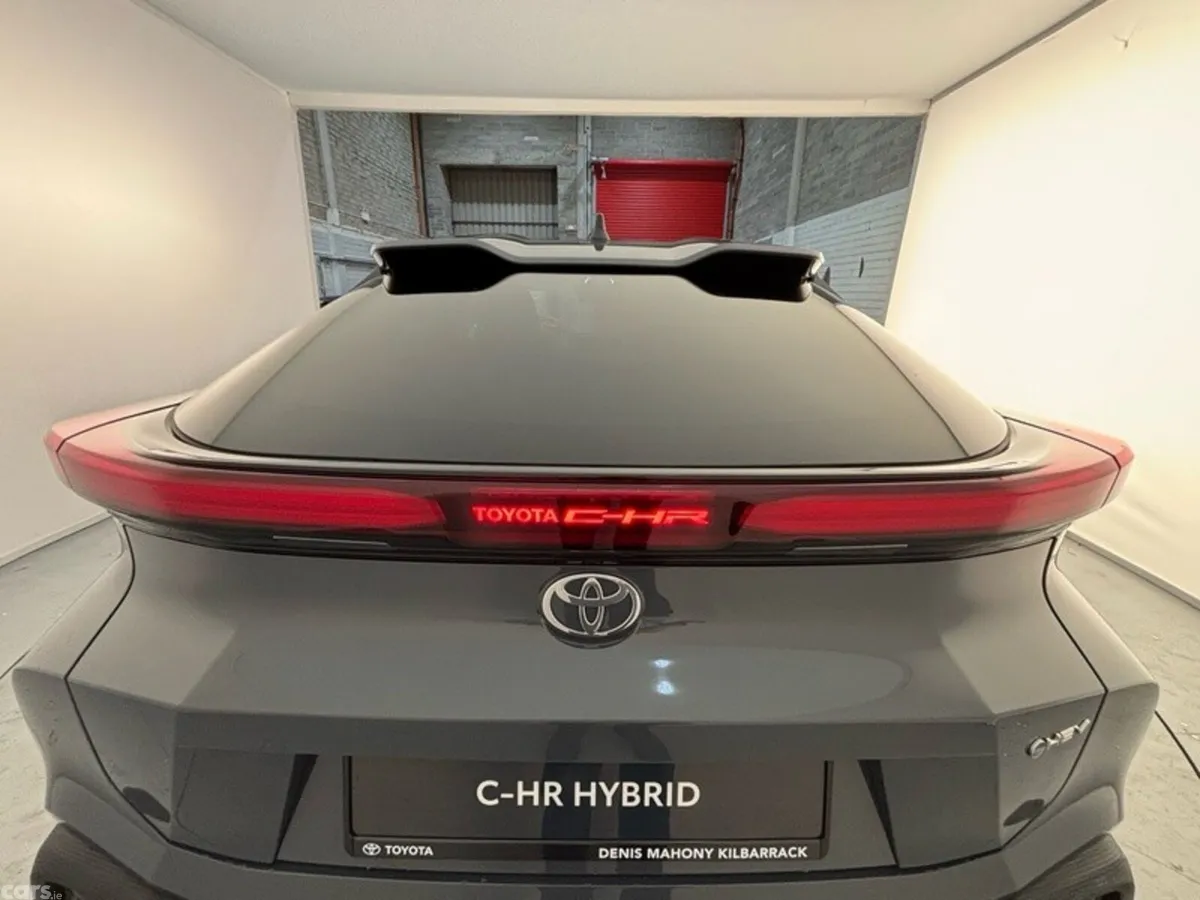 Toyota C-HR SUV, Petrol Hybrid, 2027, 