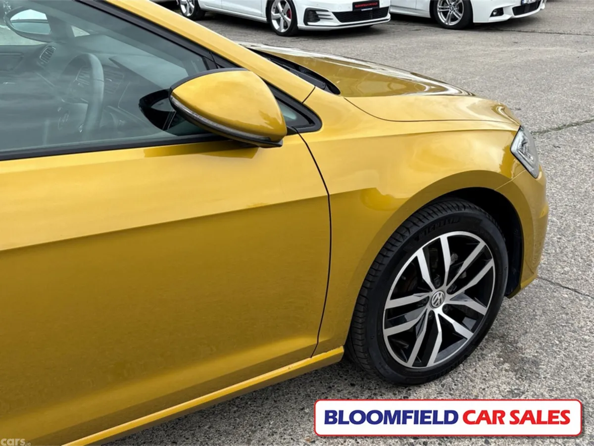 Volkswagen Golf Hatchback, Petrol, 2019, Gold