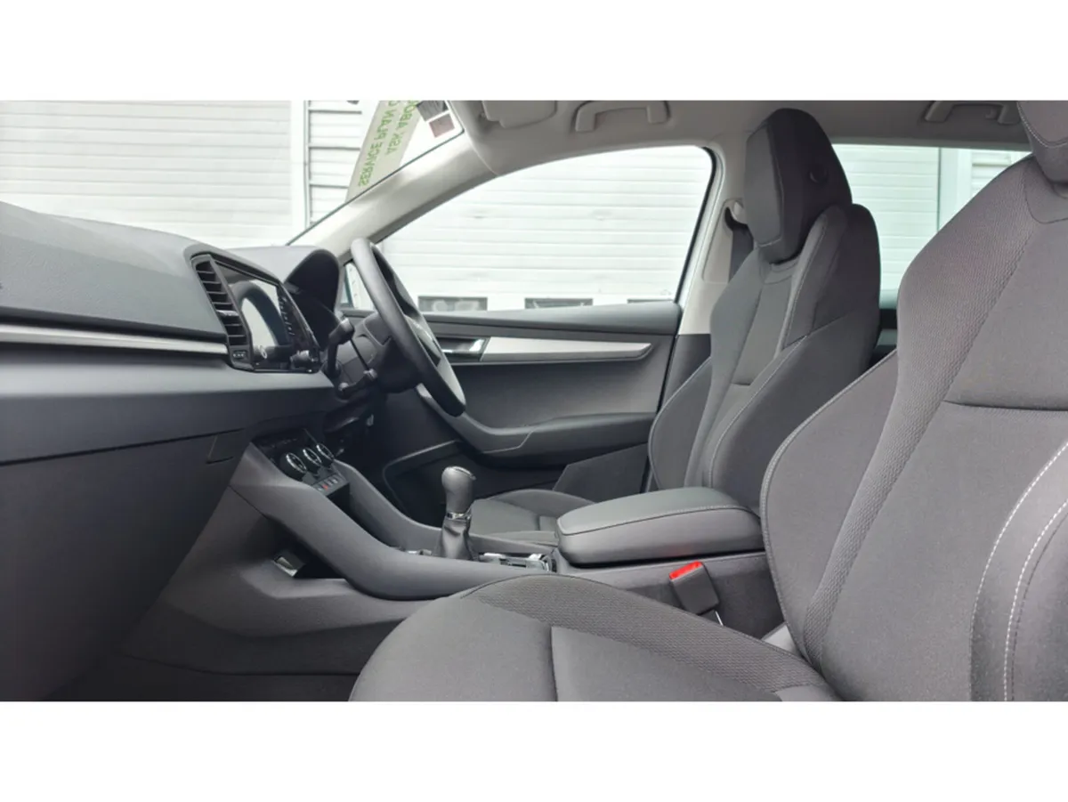 Skoda Karoq SUV, Unknown, 2026, Black