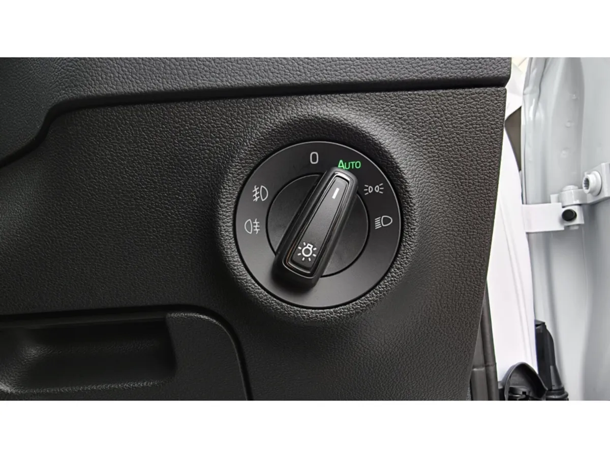 Skoda Karoq SUV, Unknown, 2026, Black