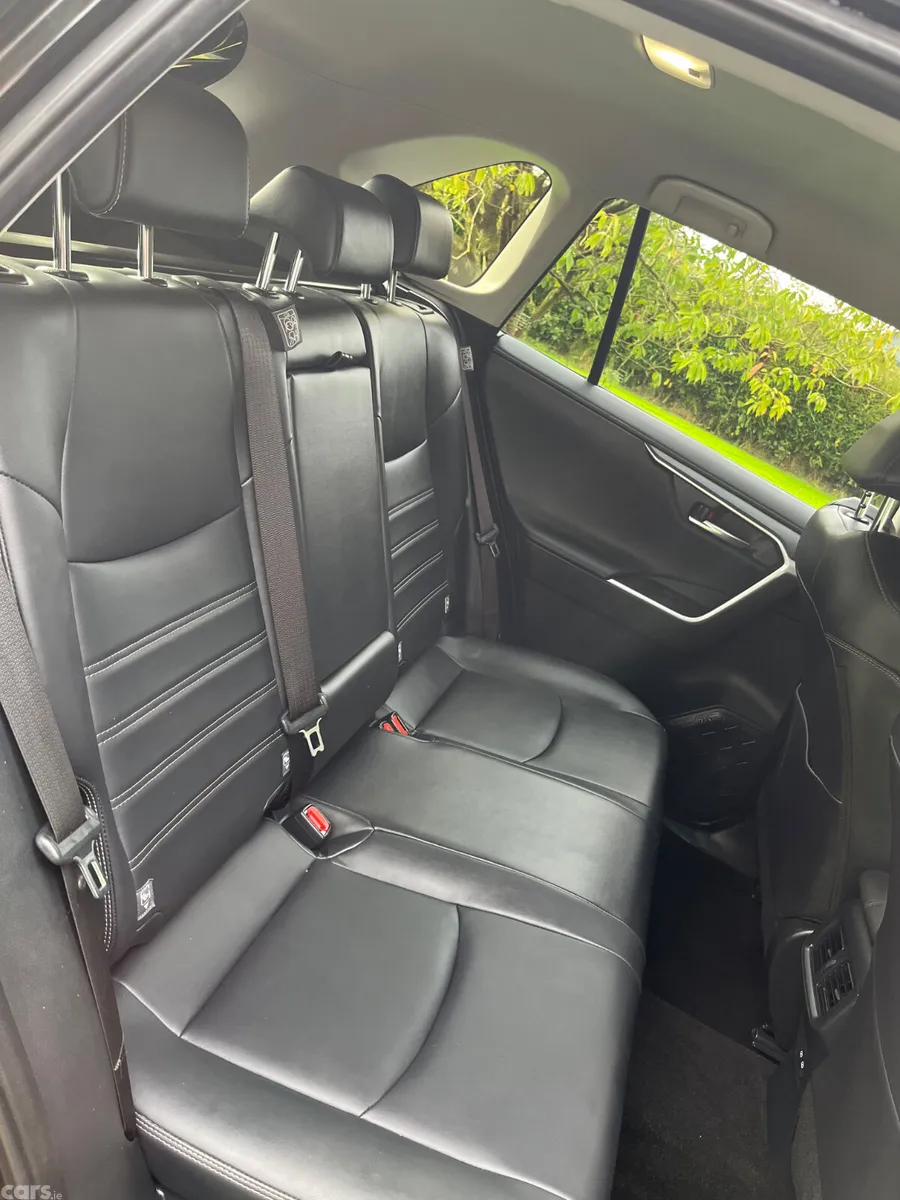 Toyota RAV4 SUV, Petrol Hybrid, 2024, Black