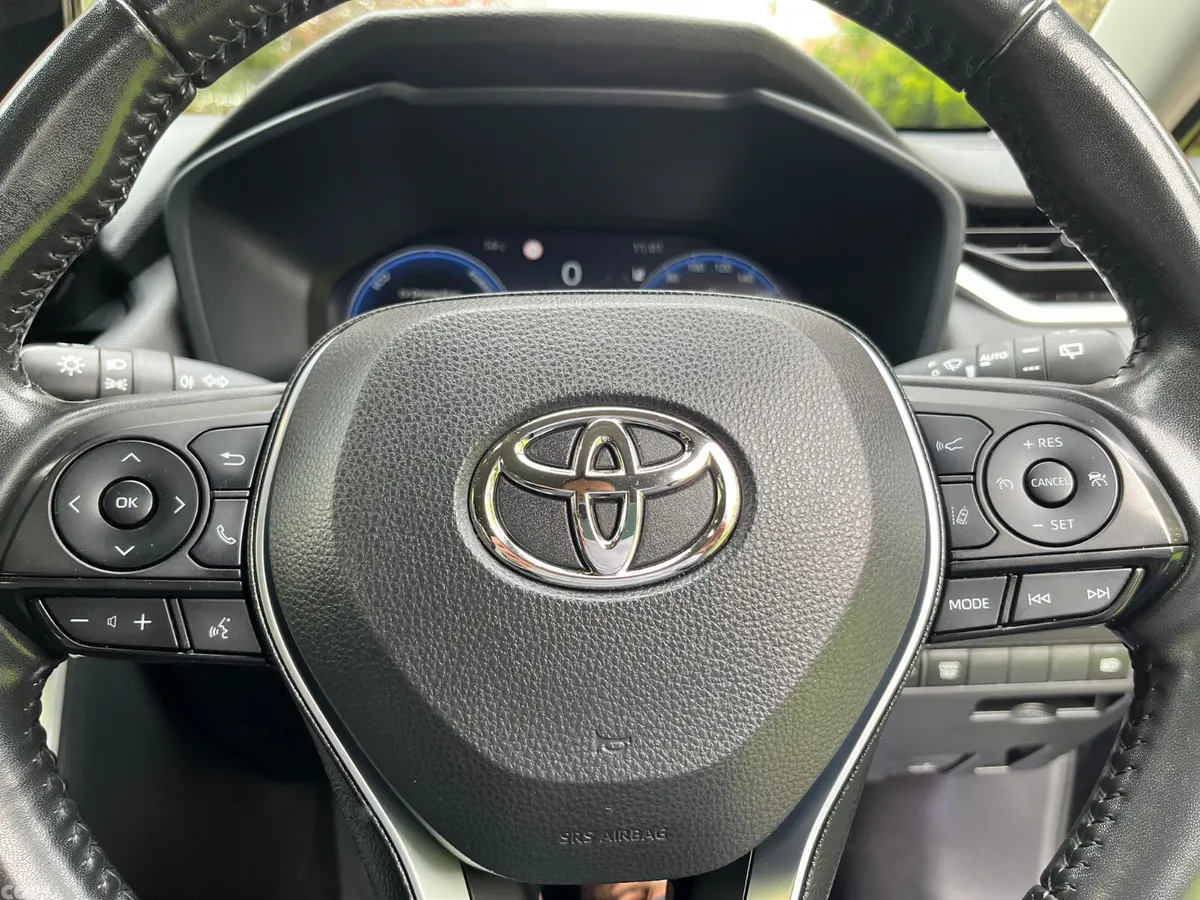 Toyota RAV4 SUV, Petrol Hybrid, 2024, Black