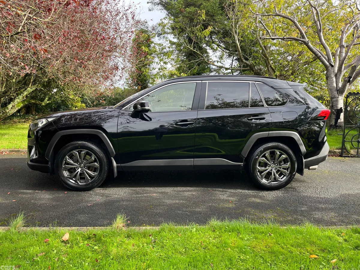 Toyota RAV4 SUV, Petrol Hybrid, 2024, Black