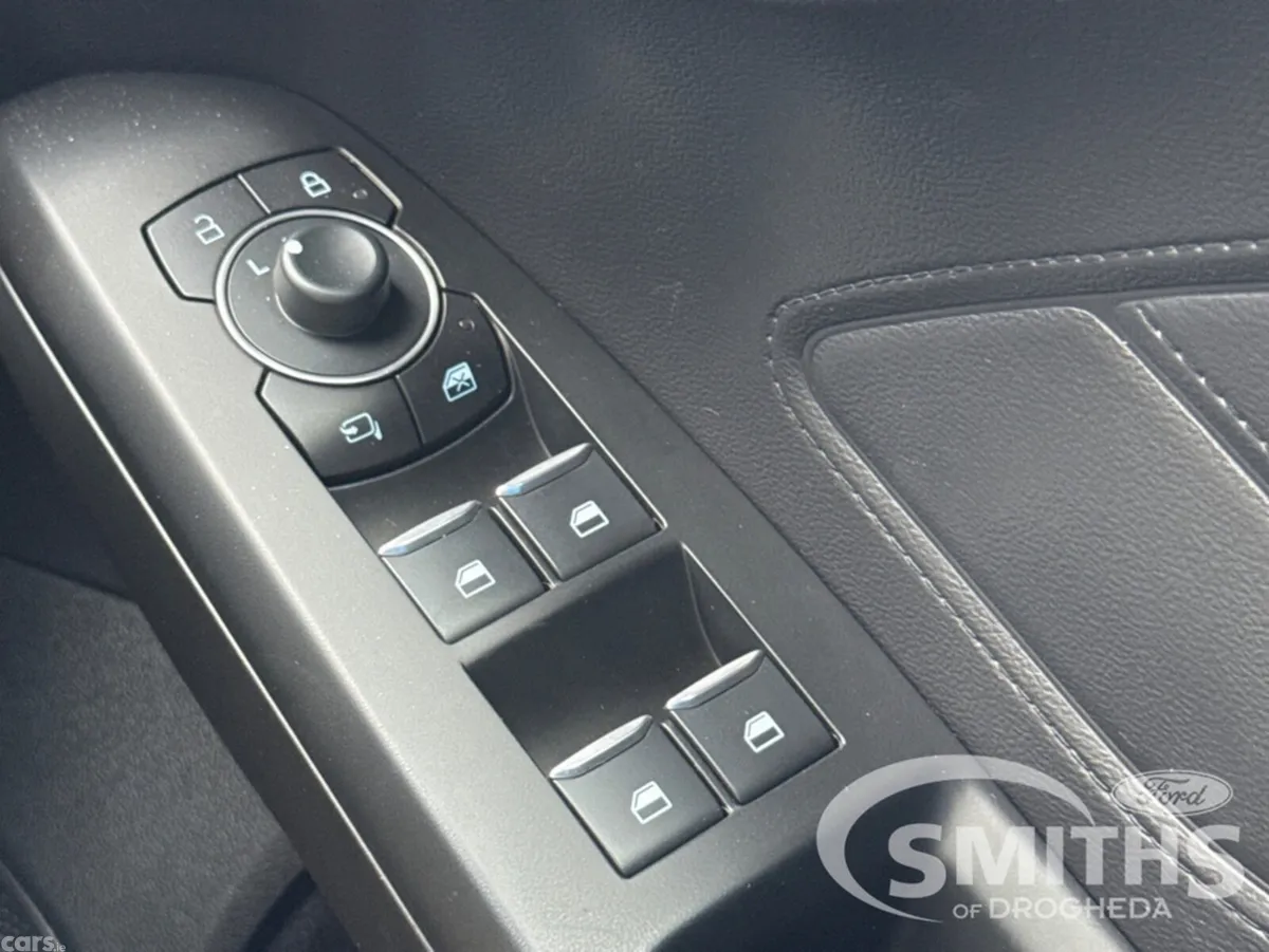 Ford Focus Hatchback, Petrol Hybrid, 2023, White