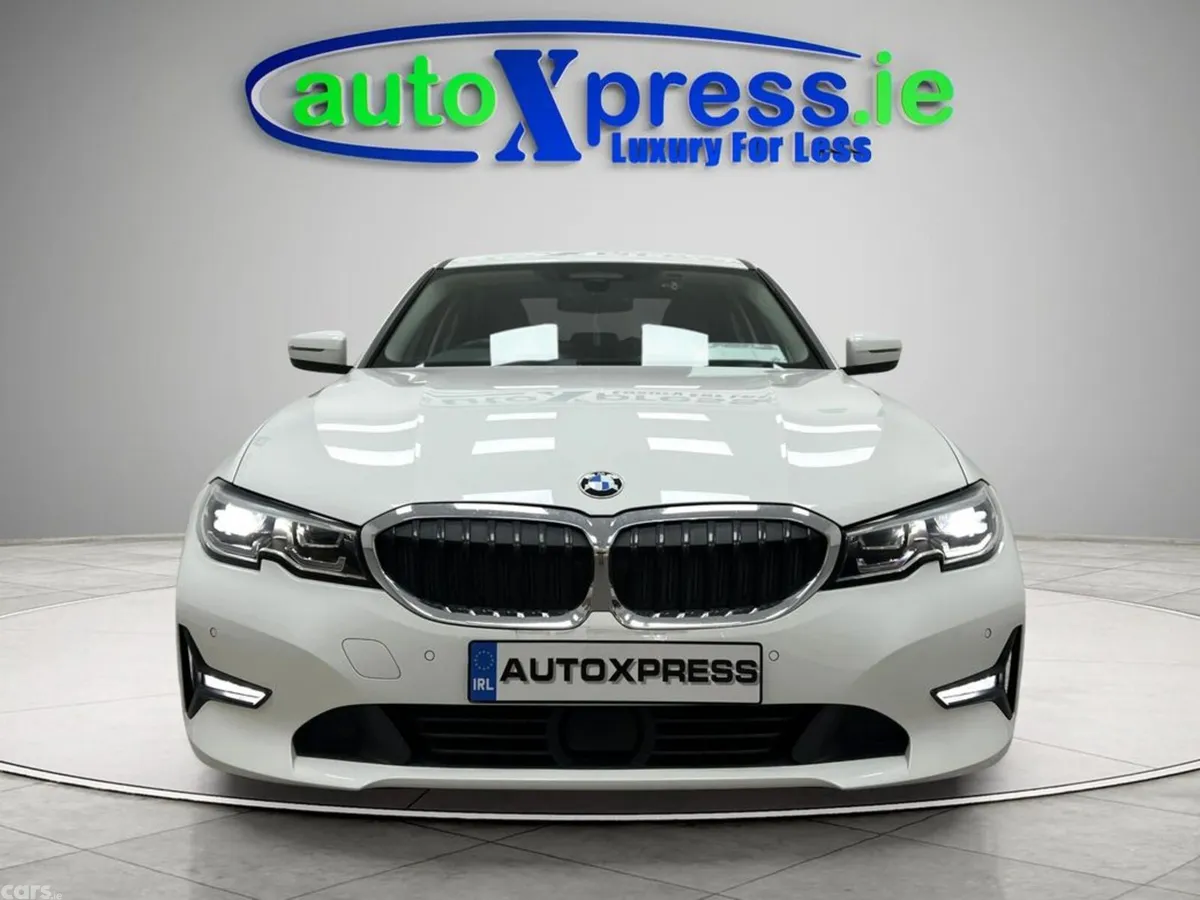 BMW 3-Series Saloon, Diesel, 2019, White