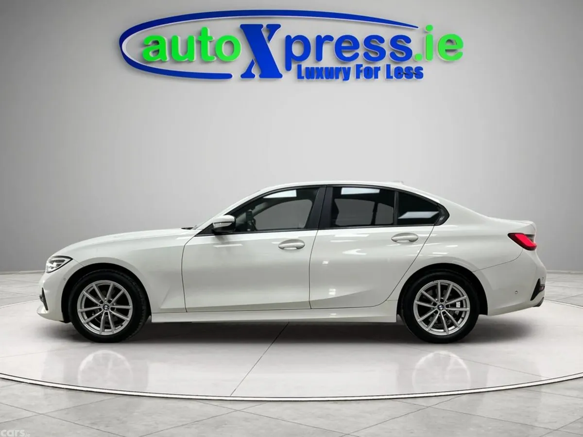 BMW 3-Series Saloon, Diesel, 2019, White