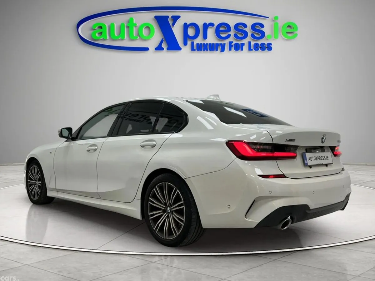 BMW 3-Series Saloon, Diesel, 2019, White
