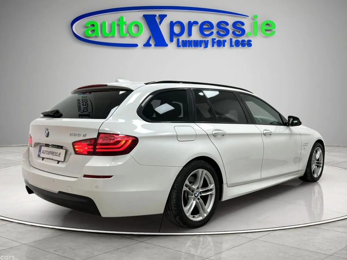 BMW 5-Series Estate, Diesel, 2016, White