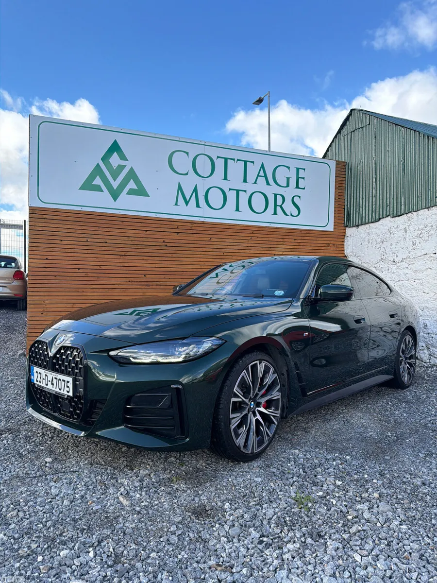 BMW 4-Series Coupe, Petrol, 2023, Green