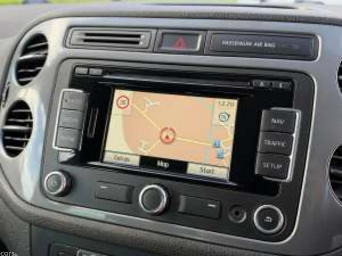 Volkswagen Tiguan SUV, Diesel, 2015, White