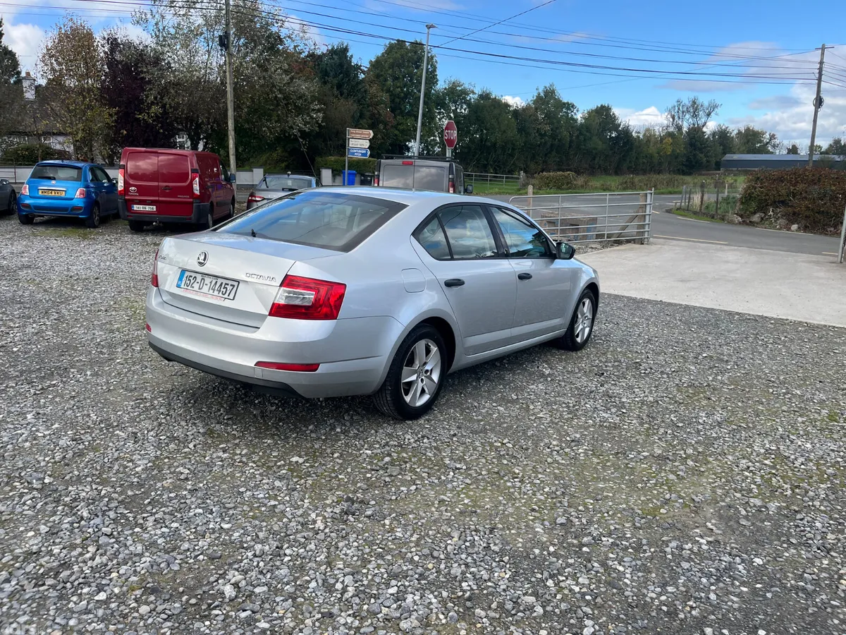 Skoda Octavia Saloon, Diesel, 2015, Silver