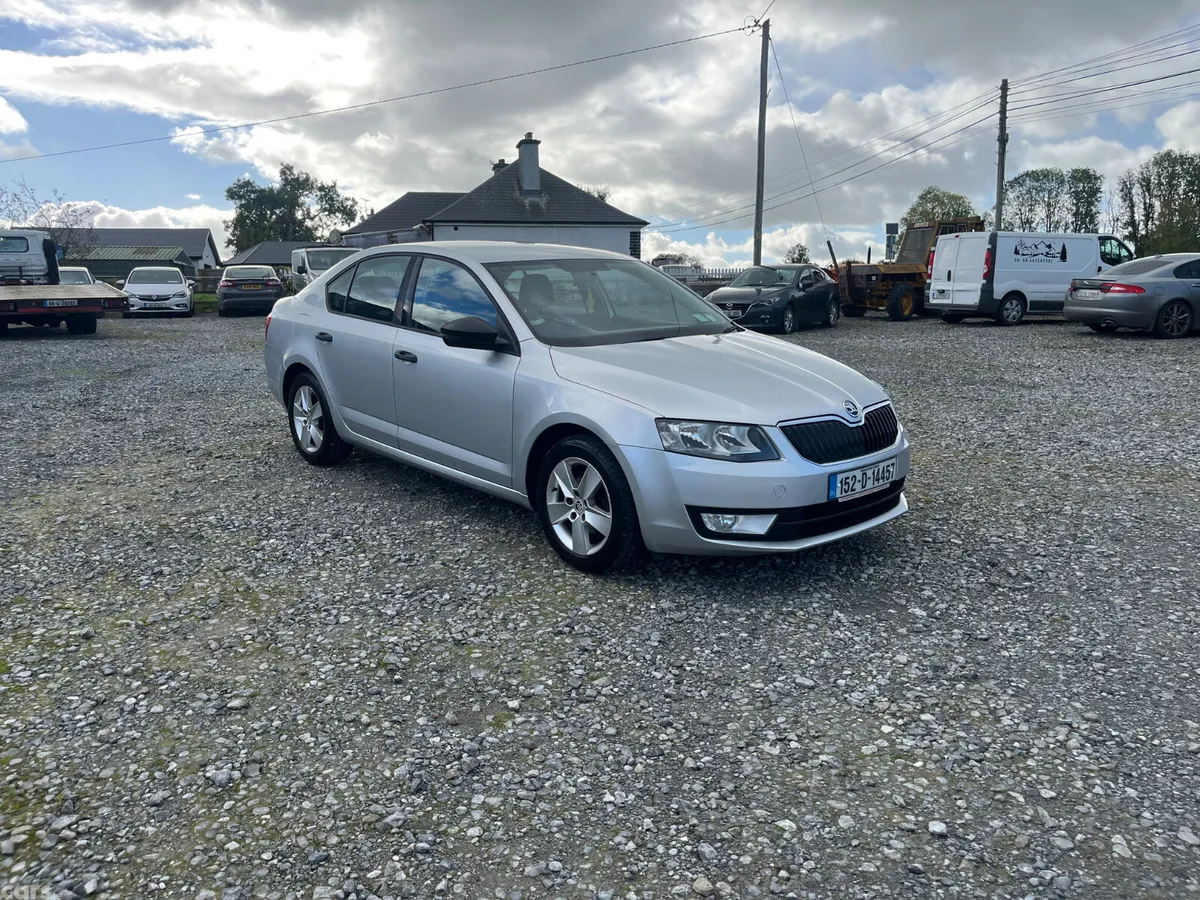 Skoda Octavia Saloon, Diesel, 2015, Silver