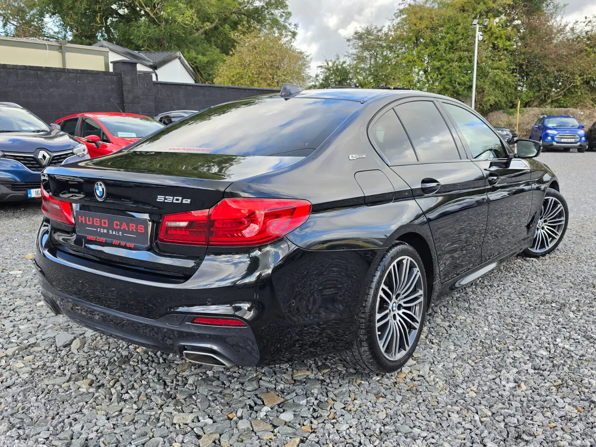 BMW 5-Series Saloon, Petrol Plug-in Hybrid, 2018, Black