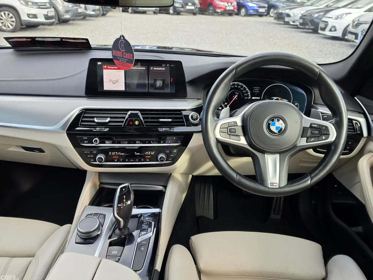 BMW 5-Series Saloon, Petrol Plug-in Hybrid, 2018, Black