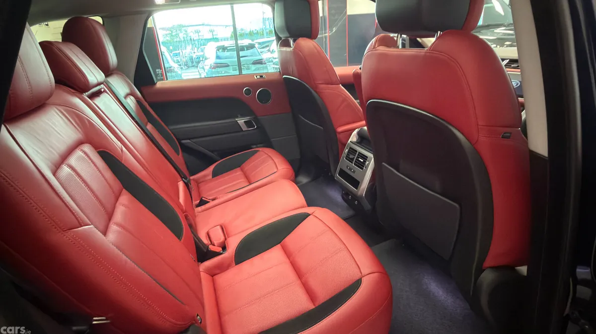 Land Rover Range Rover SUV, Petrol Plug-in Hybrid, 2021, Blue