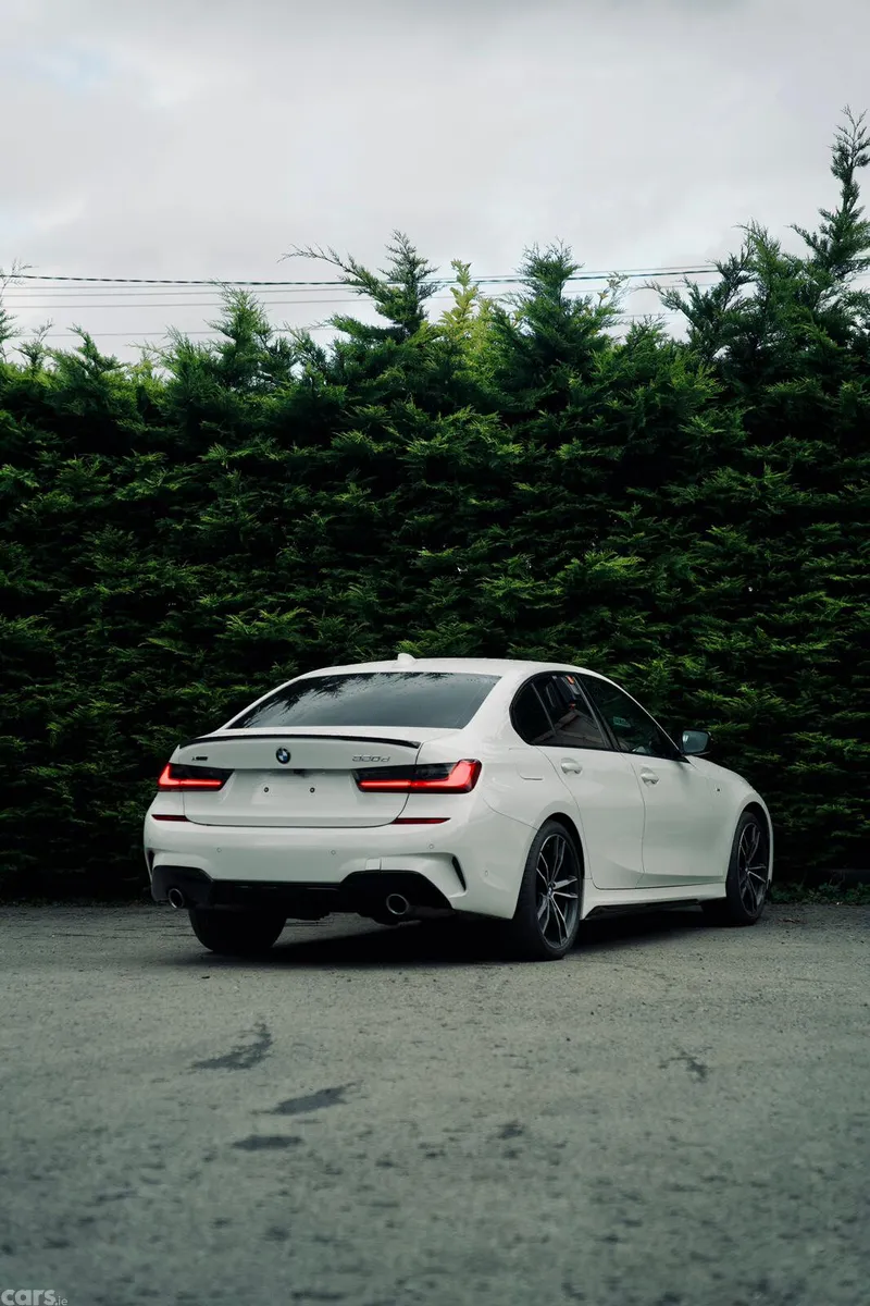 BMW 3-Series Saloon, Diesel, 2021, White