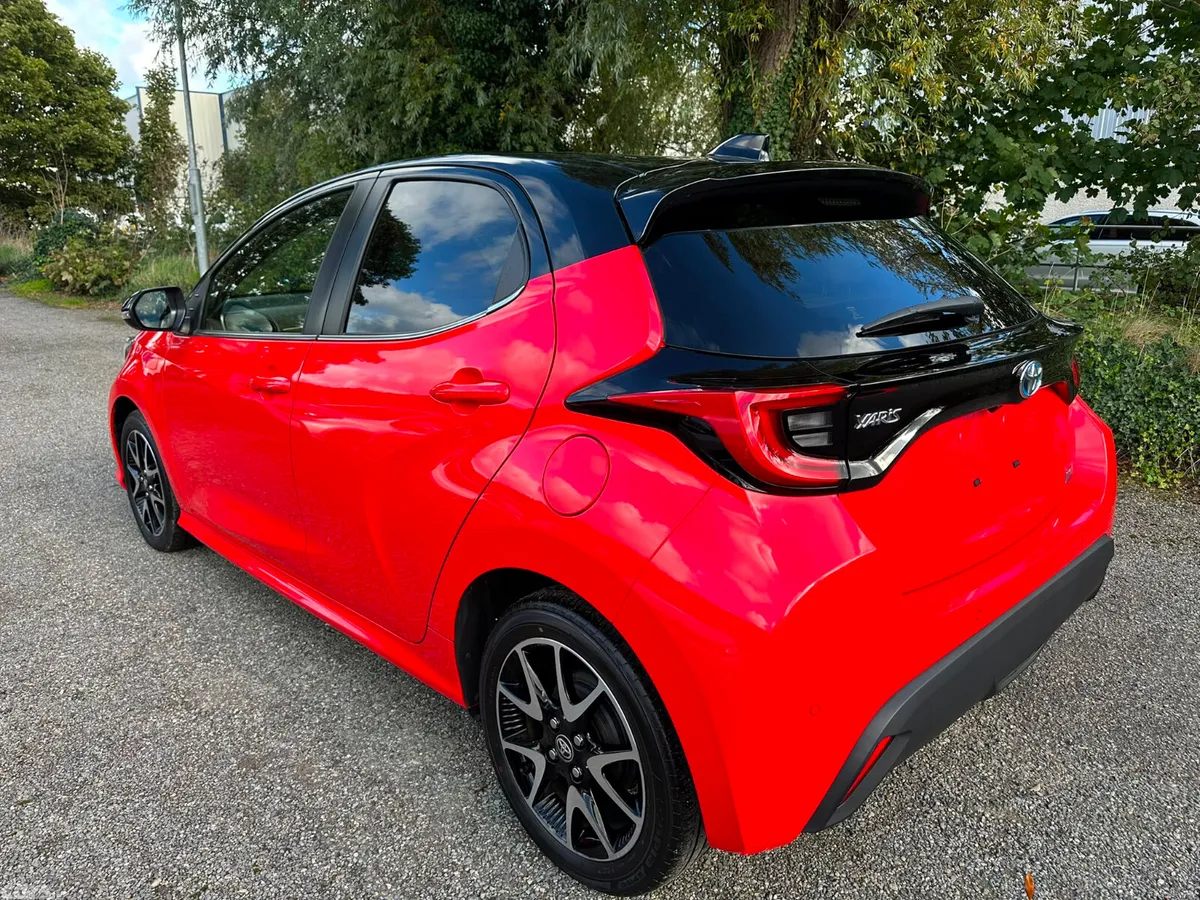 Toyota Yaris Hatchback, Petrol Hybrid, 2021, Red