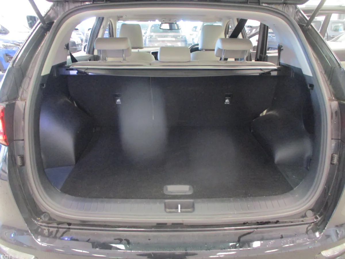Kia Sportage SUV, Diesel Hybrid, 2021, Black