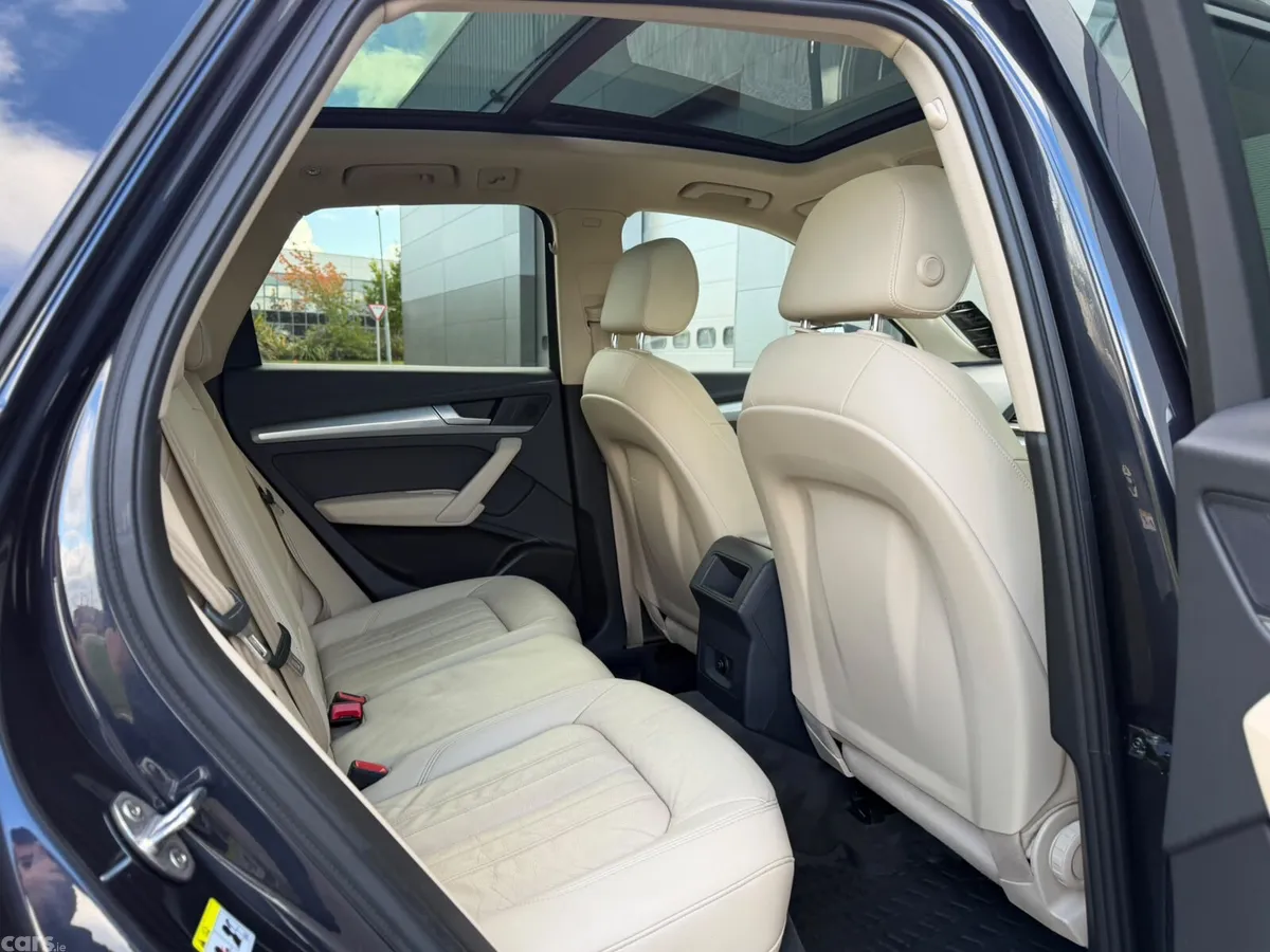 Audi Q5 SUV, Diesel, 2019, Blue