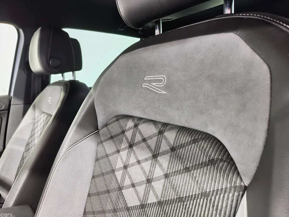 Volkswagen Tiguan SUV, Petrol Hybrid, 2023, Silver