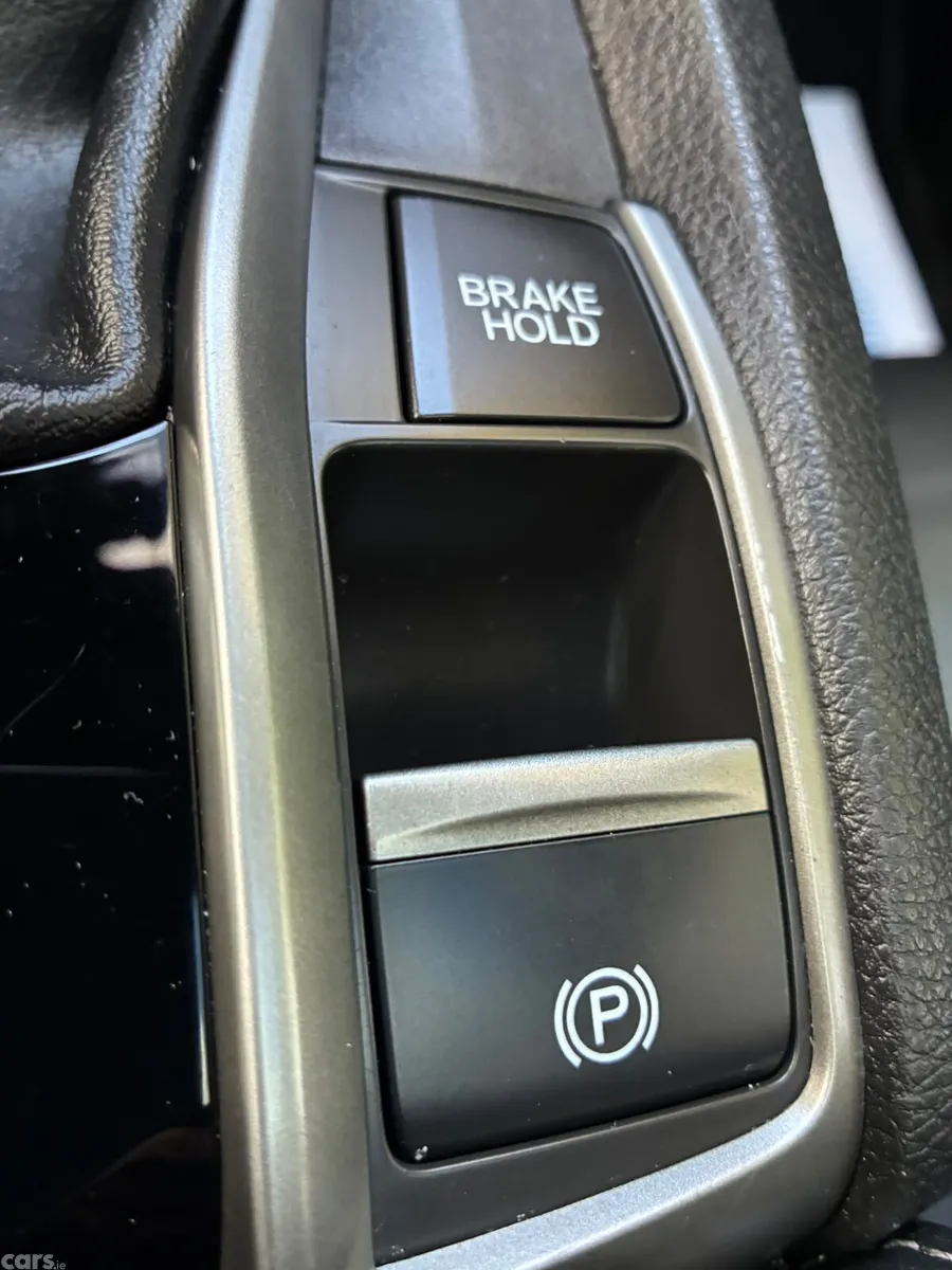 Honda Civic Hatchback, Diesel, 2018, Grey