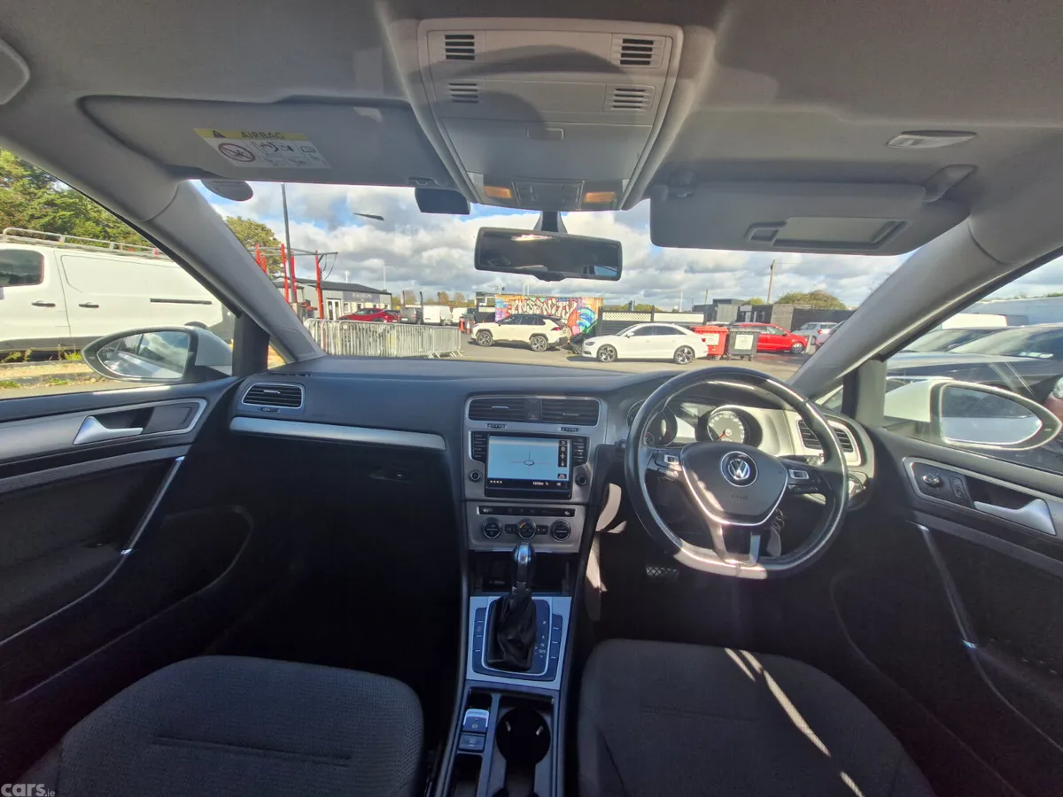 Volkswagen Golf Hatchback, Petrol, 2014, White