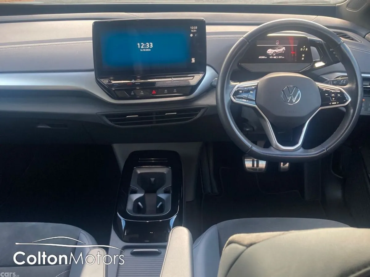 Volkswagen ID.5 Saloon, Electric, 2023, Grey