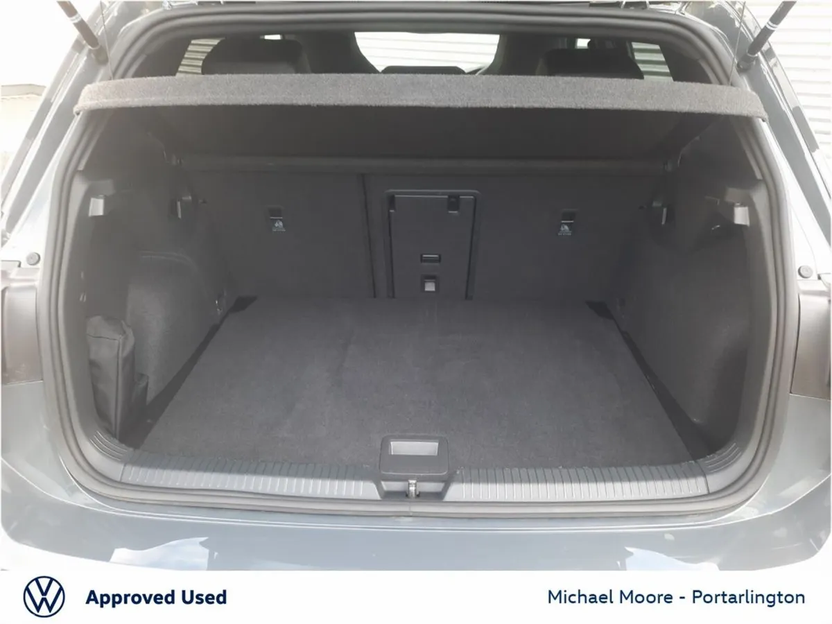 Volkswagen Golf Estate, Petrol, 2026, Grey