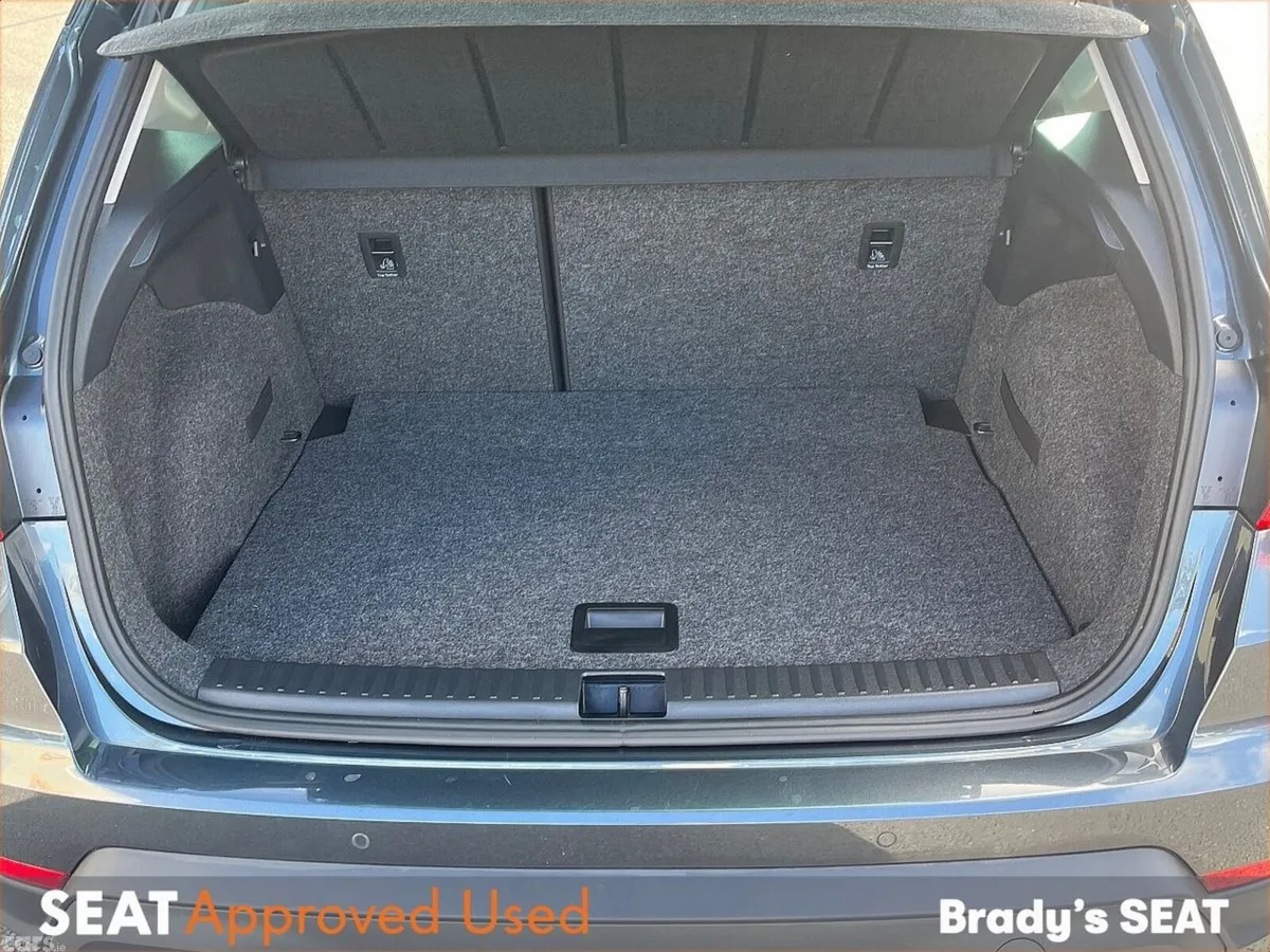 SEAT Arona SUV, Petrol, 2023, Grey