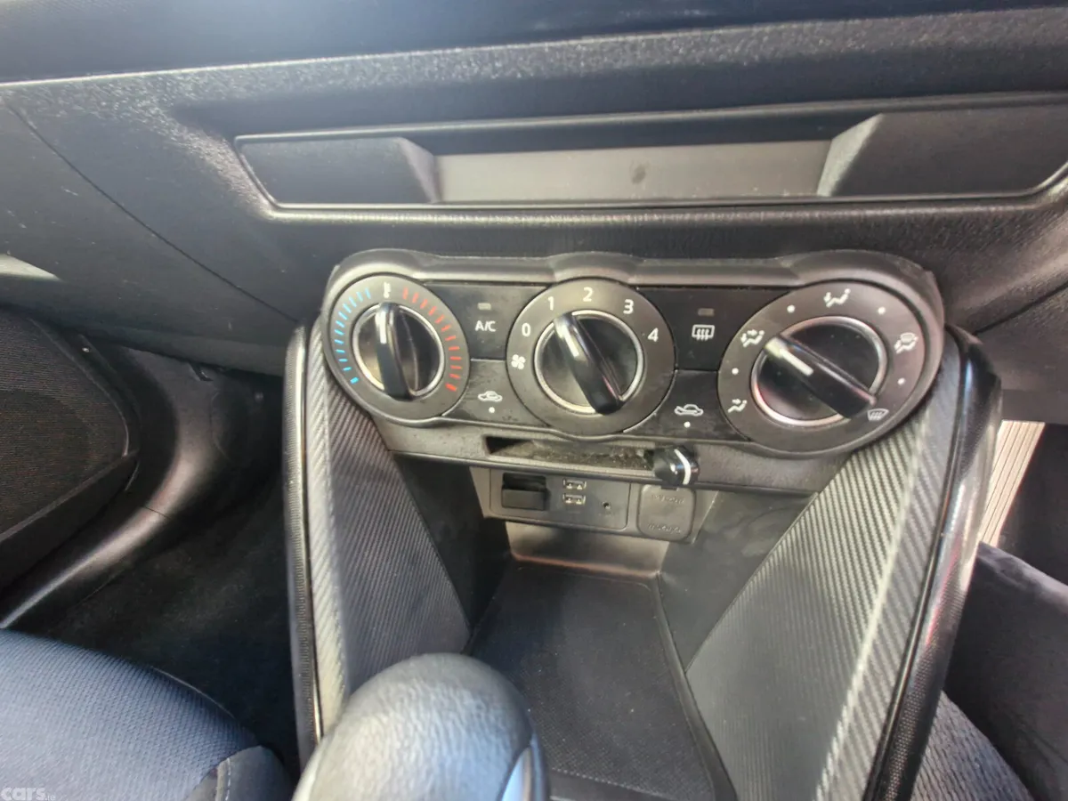 Mazda Demio Hatchback, Petrol, 2015, Silver