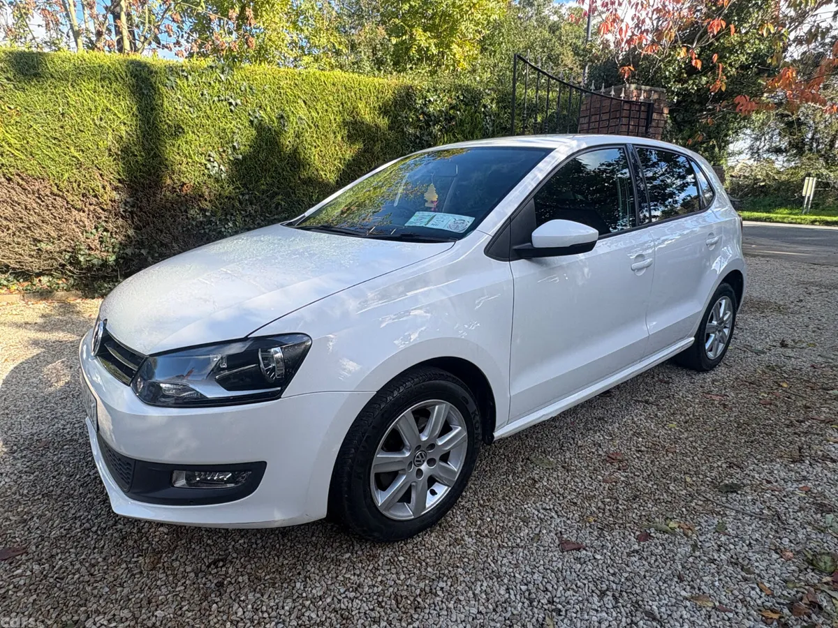 Volkswagen Polo Hatchback, Diesel, 2013, White