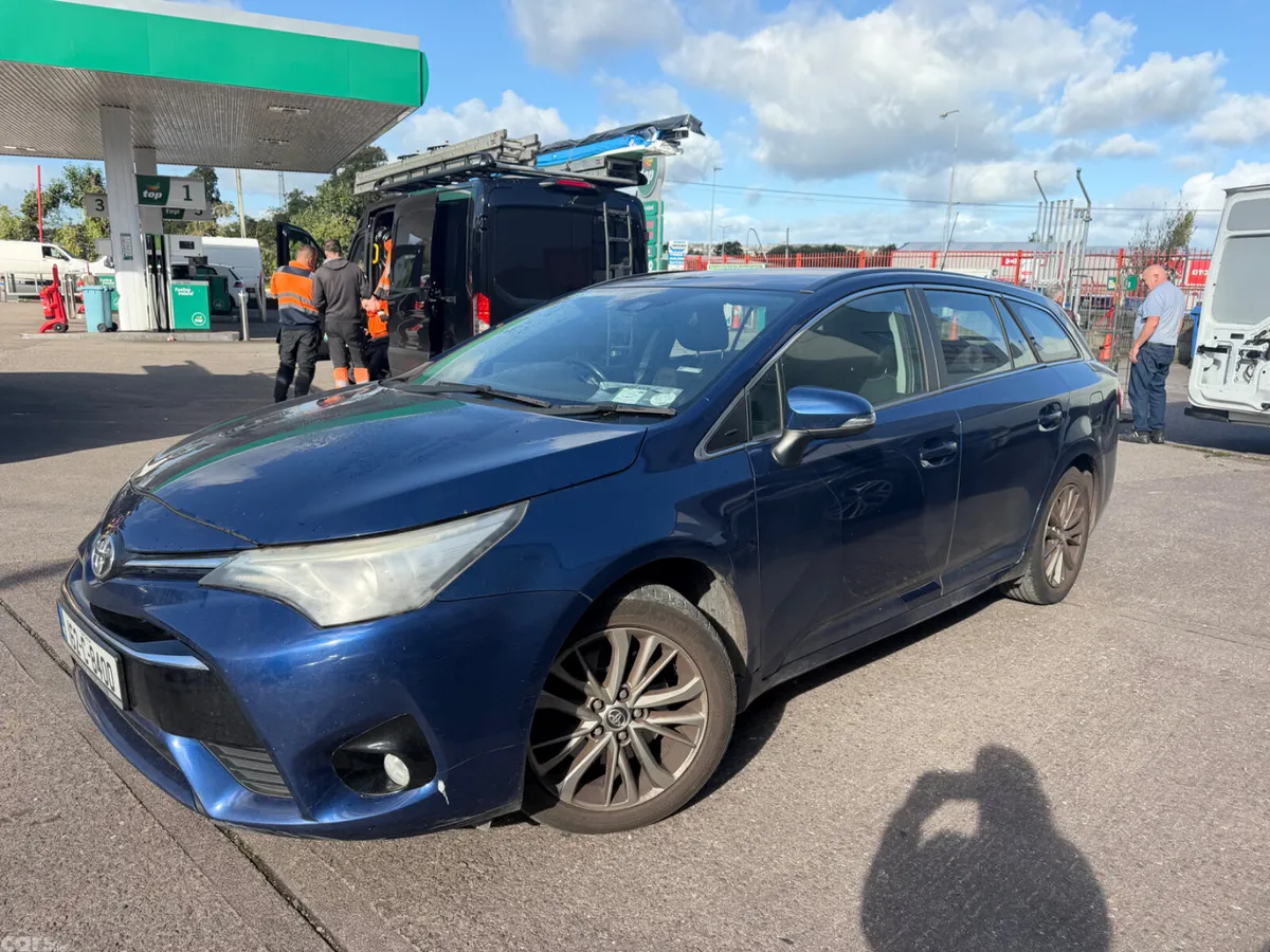 Toyota Avensis Estate, Diesel, 2016, Blue