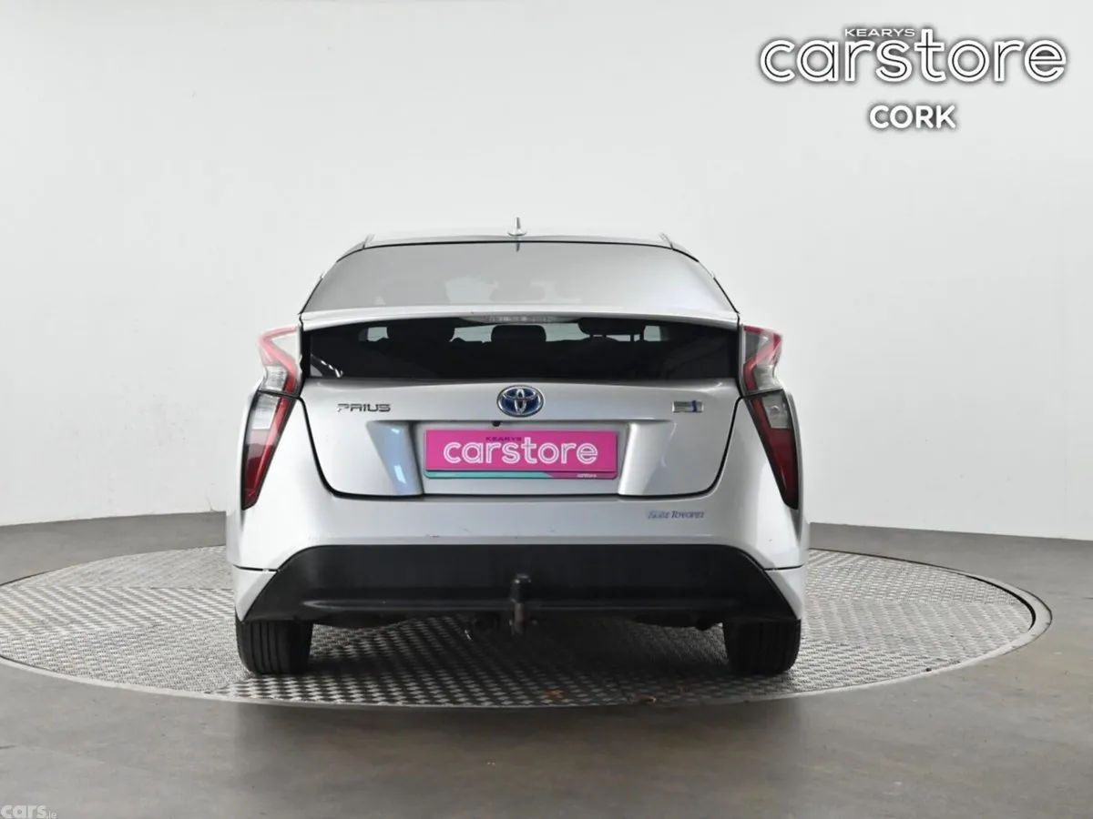 Toyota Prius Hatchback, Petrol Hybrid, 2017, Silver