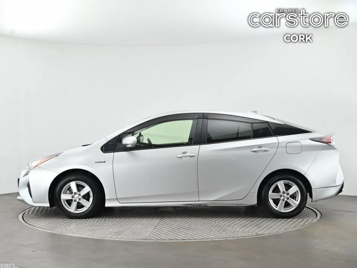 Toyota Prius Hatchback, Petrol Hybrid, 2017, Silver