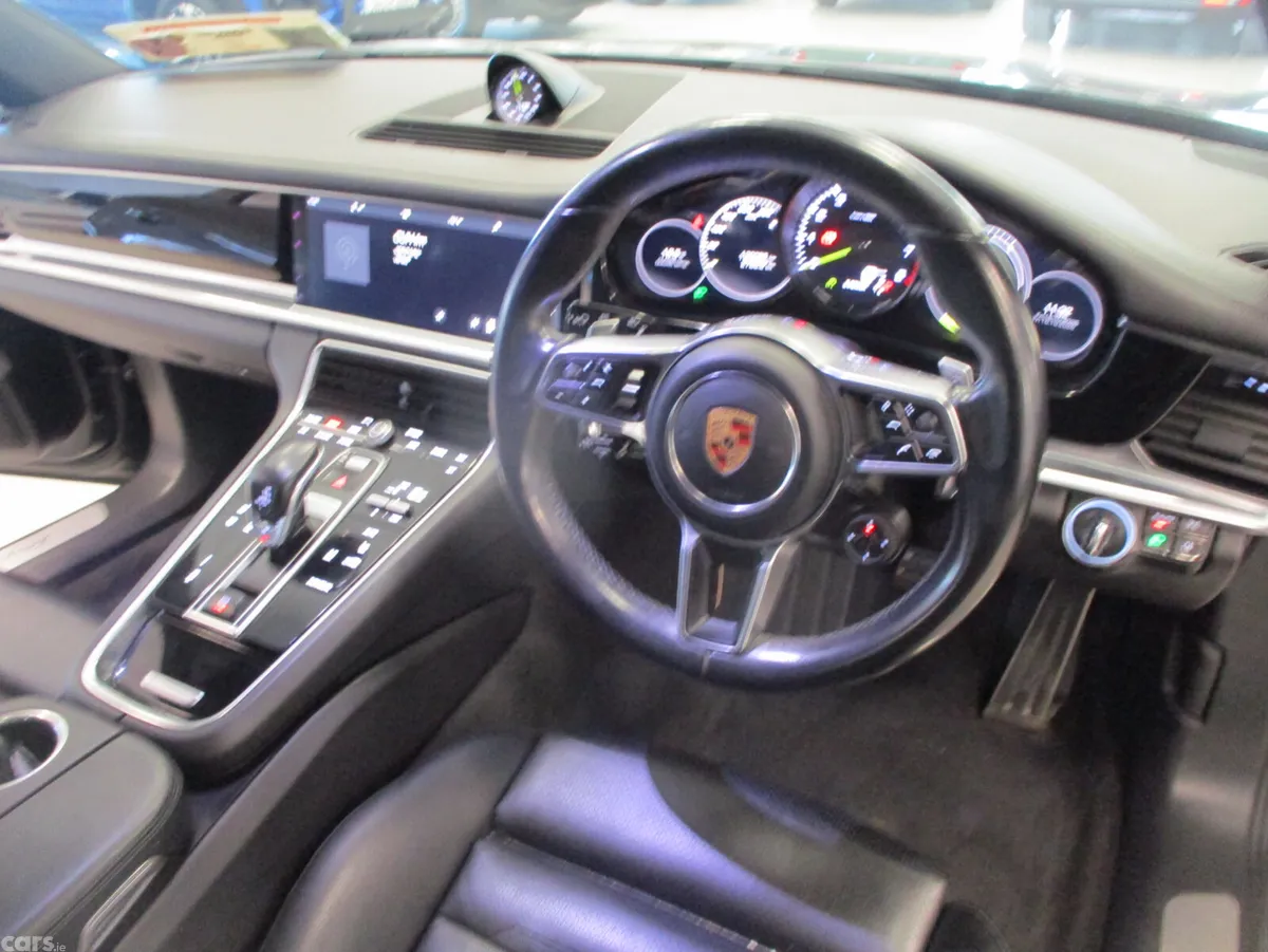 Porsche Panamera Hatchback, Petrol Plug-in Hybrid, 2017, Grey