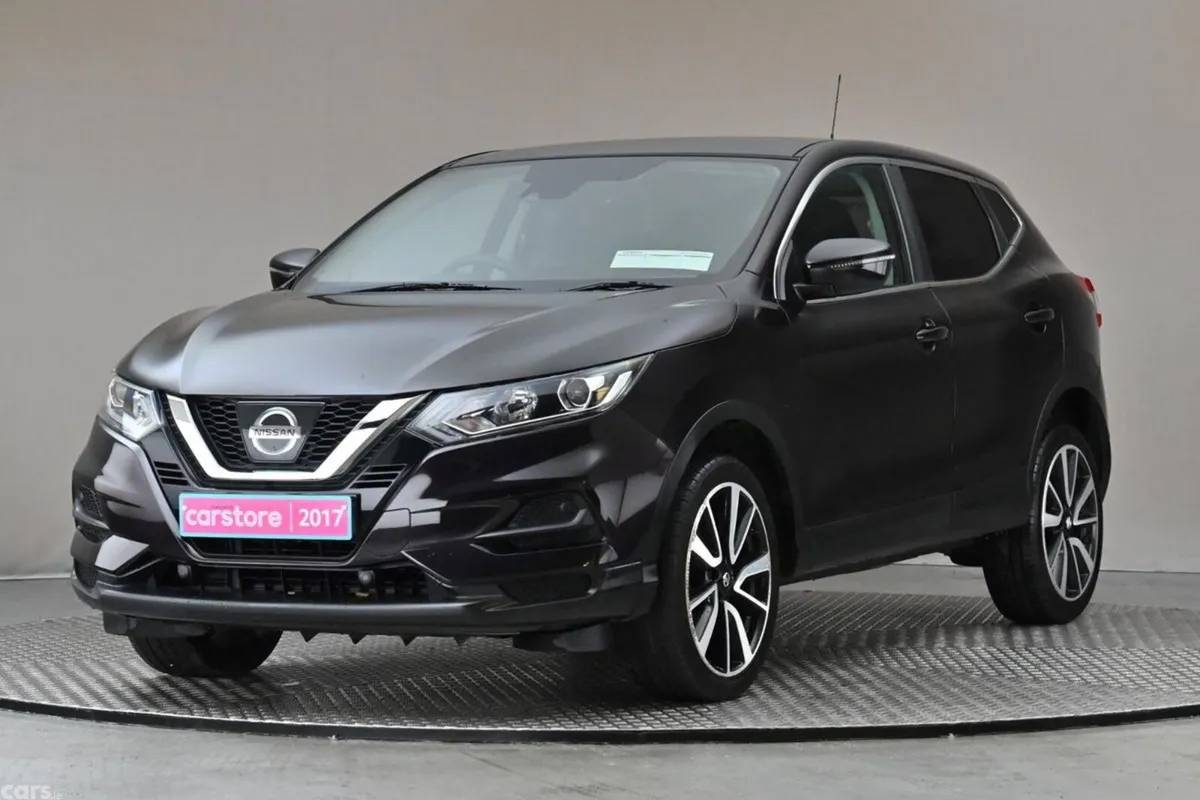 Nissan Qashqai SUV, Diesel, 2017, Black