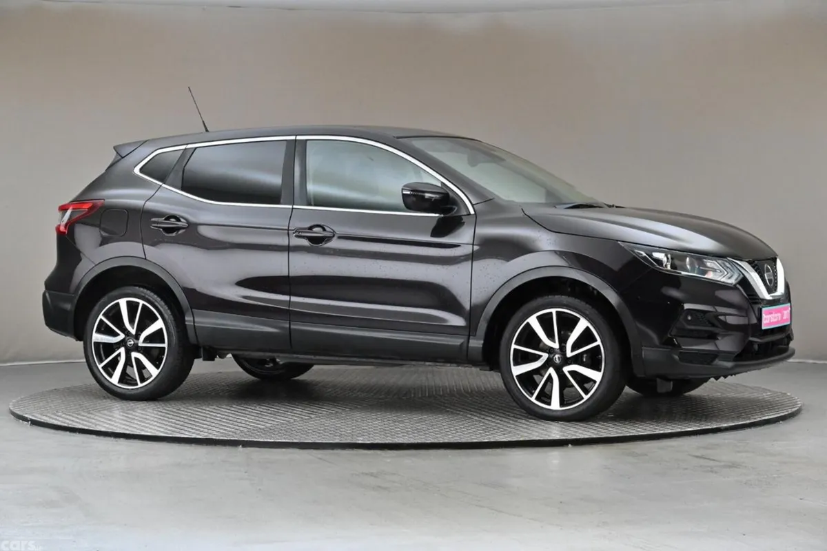 Nissan Qashqai SUV, Diesel, 2017, Black