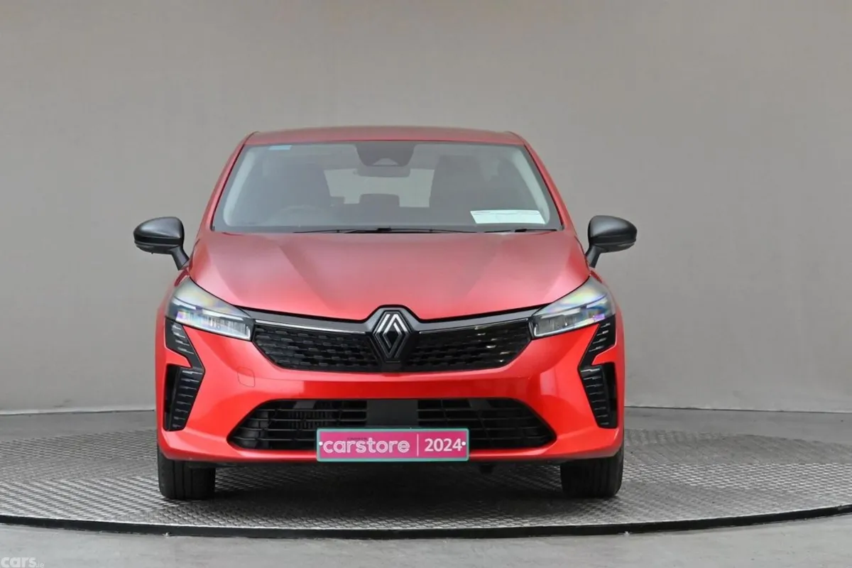 Renault Clio Hatchback, Petrol, 2024, Red