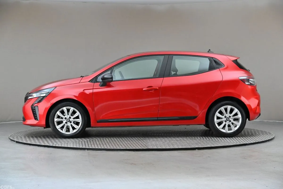 Renault Clio Hatchback, Petrol, 2024, Red