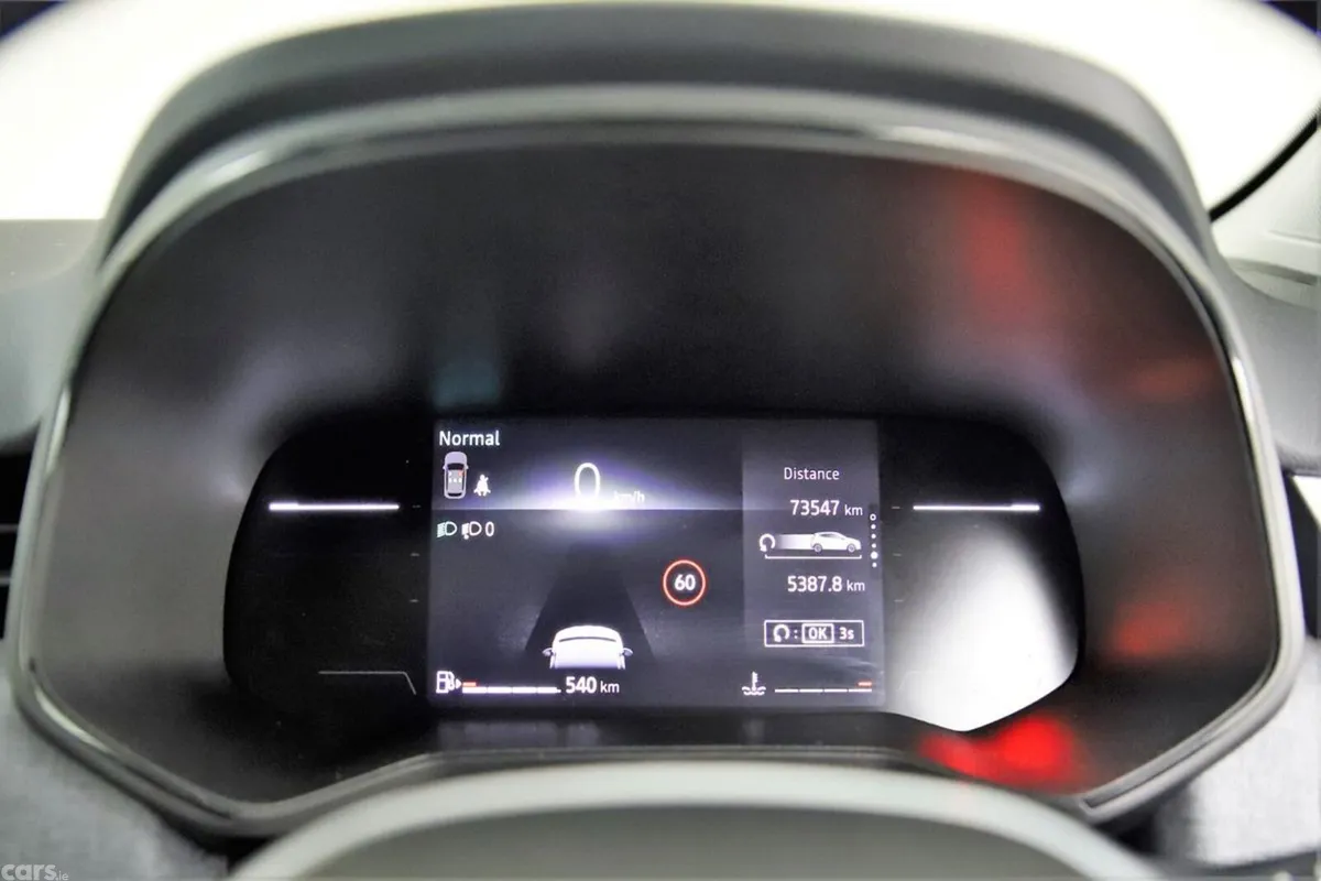 Renault Clio Hatchback, Petrol, 2024, Red
