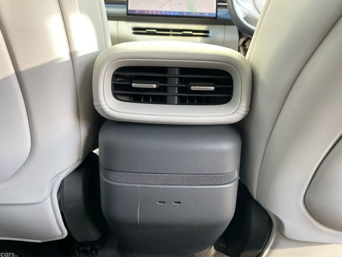 XPeng G6 Hatchback, Electric, 2026, Grey