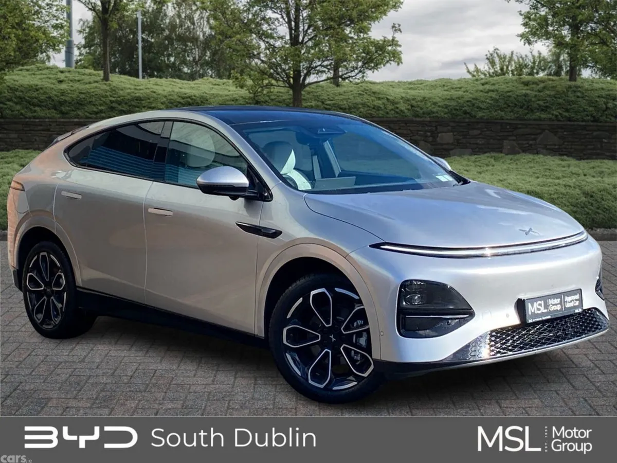 XPeng G6 Hatchback, Electric, 2026, Grey