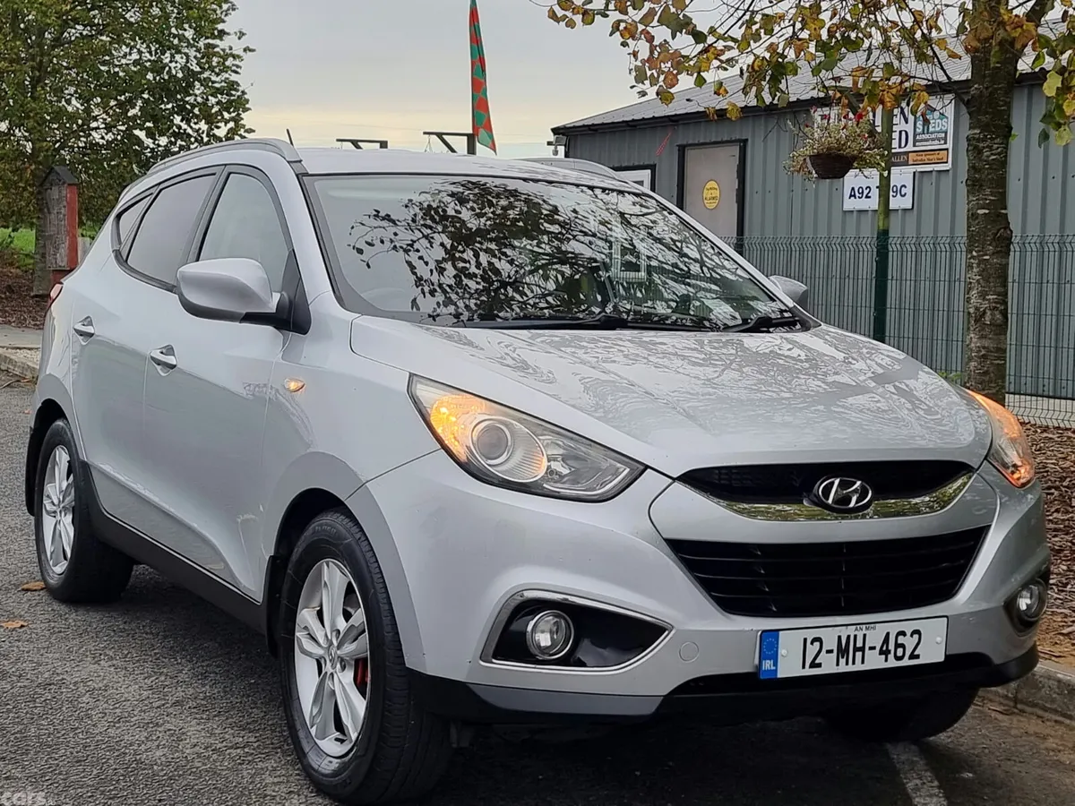 Hyundai ix35 SUV, Diesel, 2012, Silver